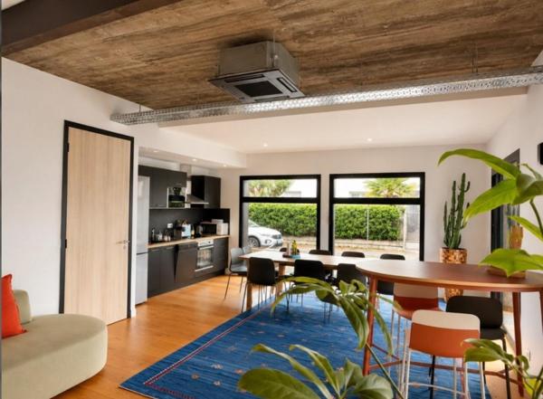 IMMEUBLE DE BUREAUX NEUF À VENDRE – BÈGLES CENTRE