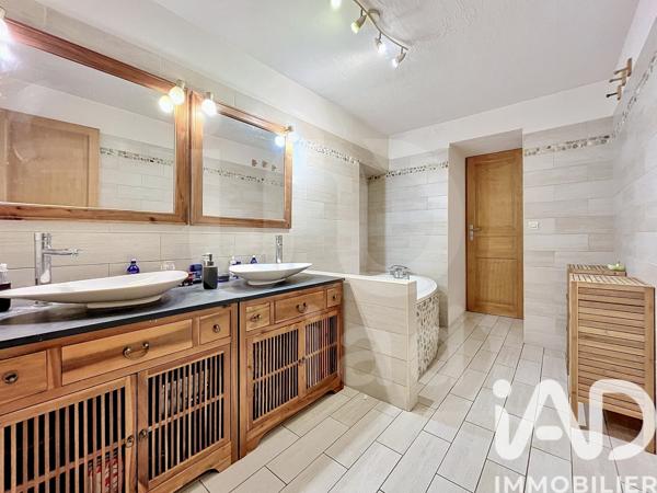 Maison à vendre 6 pièces 159 m² Argentières