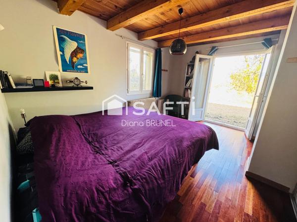 Maison avec piscine et forage sur terrain 4426m2