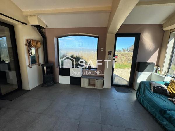 Maison avec piscine et forage sur terrain 4426m2