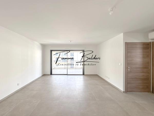 À Louer Appartement T3 de 66m², avec terrasse couverte, Borgo, Haute-Corse (20)