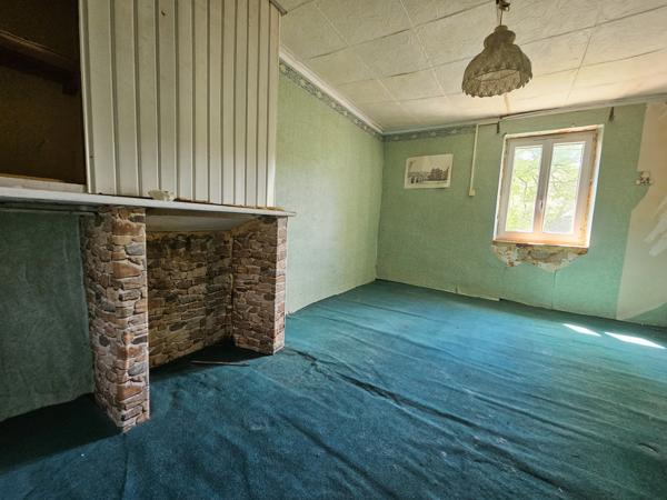 Maison
         4 pièces
        - 84 m²
