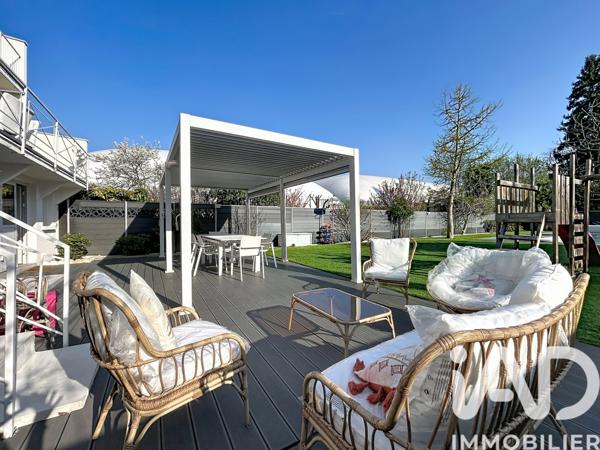 Maison à vendre 7 pièces 241 m² Le Perreux-sur-Marne