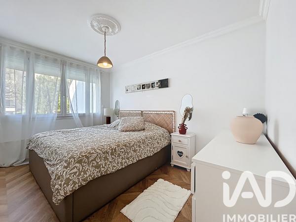 Maison à vendre 7 pièces 241 m² Le Perreux-sur-Marne