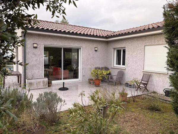 Location Villa 4 pièces 96 m2 à Puygouzon