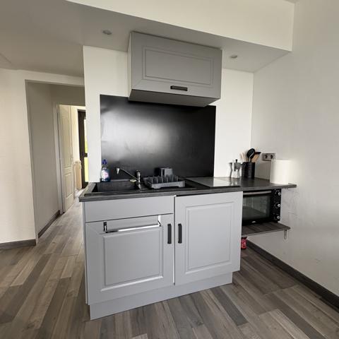 Appartement
         3 pièces
        - 40 m² Exclusivité 140 000 € *