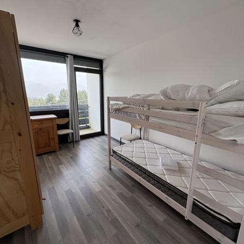 Appartement
         3 pièces
        - 40 m² Exclusivité 140 000 € *