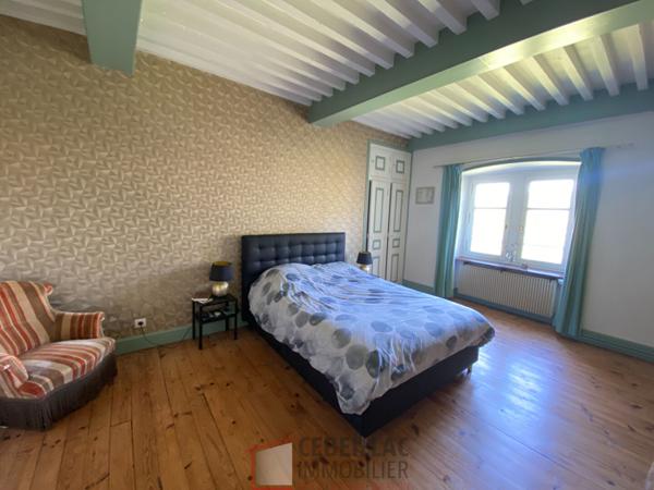 Maison 12 pièce(s) 7 chambre(s) 280 m²