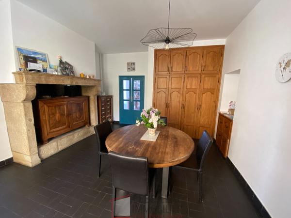 Maison 12 pièce(s) 7 chambre(s) 280 m²