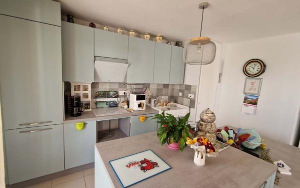 Appartement à vendre    4 pièces • 82,40 m2 Mèze