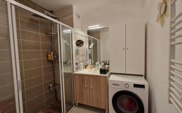 Appartement à vendre    4 pièces • 82,40 m2 Mèze
