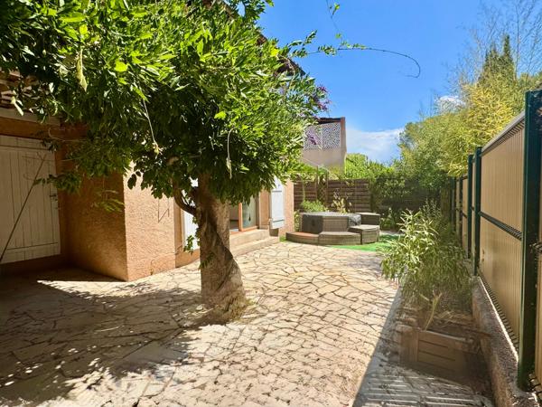 Fréjus Tour de Mare- au calme, maison 115m2+ mezzanine+garage+cave et spa à voir !