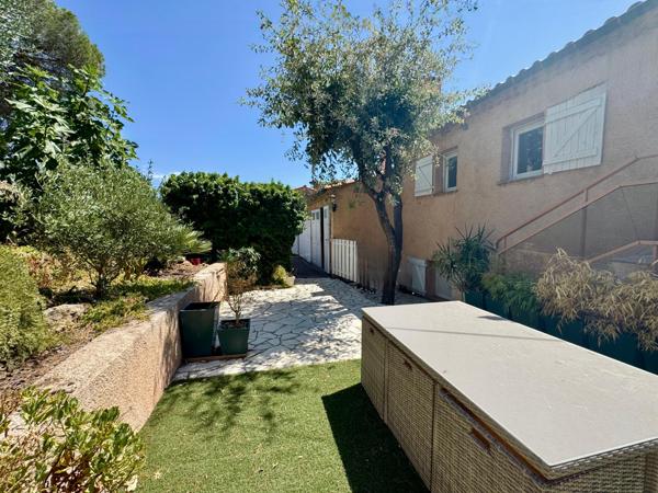 Fréjus Tour de Mare- au calme, maison 115m2+ mezzanine+garage+cave et spa à voir !