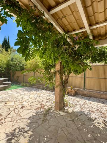 Fréjus Tour de Mare- au calme, maison 115m2+ mezzanine+garage+cave et spa à voir !