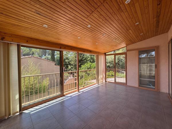 Fréjus Tour de Mare- au calme, maison 115m2+ mezzanine+garage+cave et spa à voir !