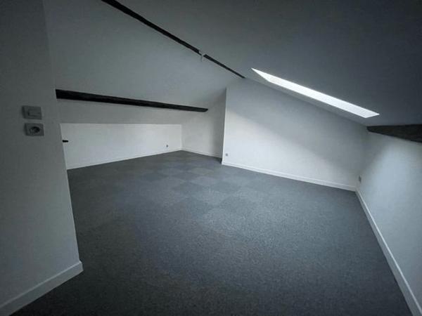 Location Appartement 4 pièces 100.9 m² - 51 RUE HENRI BAZIN Nancy 54000