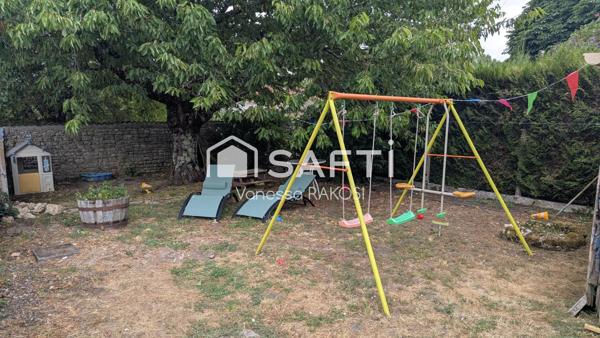 Maison familiale rénovée avec 3 chambres, jardin clos.