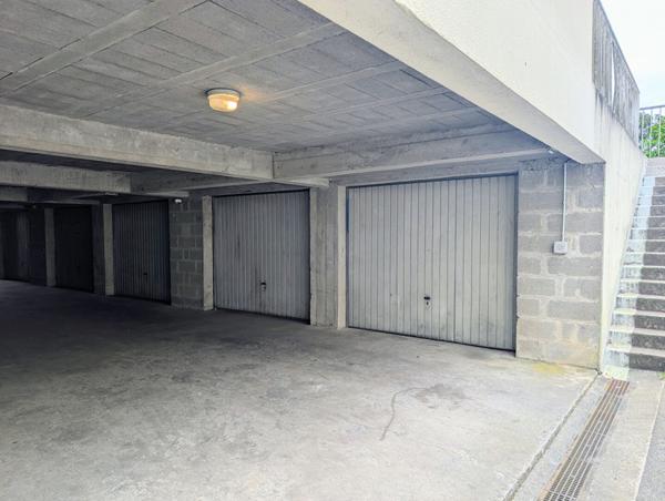 Parking / box - Nantes Audencia / Facultés