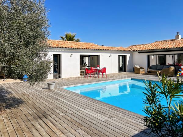 Maison à vendre 8 pièces RIVEDOUX PLAGE (17)