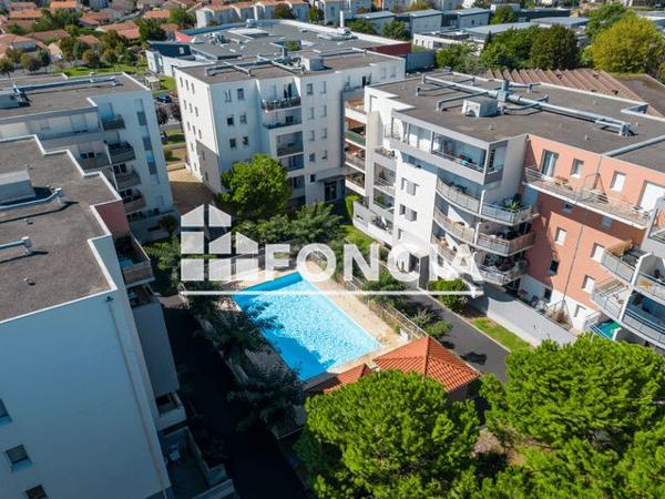 Location Appartement 2 pièces 33.33 m² - 18 BOULEVARD JOHN KENNEDY RESIDENCE LA FEUILLEE APPART C26 Clermont Ferrand 63100