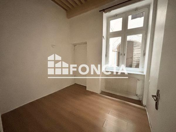 Location Appartement 4 pièces 106.3 m² - 31 RUE SAINT GEORGES Lyon 69005