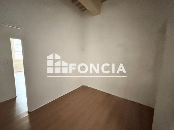 Location Appartement 4 pièces 106.3 m² - 31 RUE SAINT GEORGES Lyon 69005