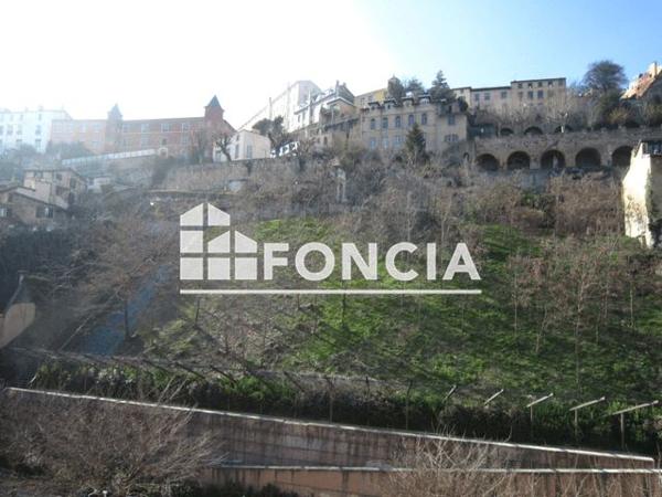 Location Appartement 4 pièces 106.3 m² - 31 RUE SAINT GEORGES Lyon 69005