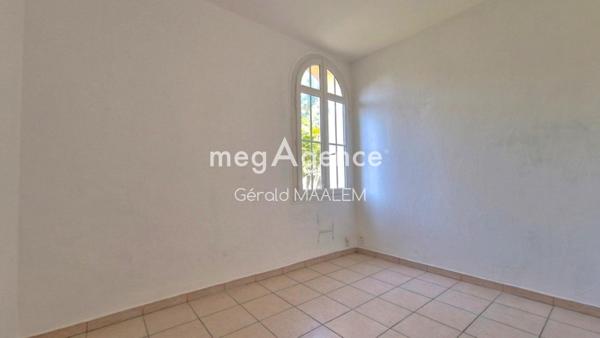 Maison à FREJUS, 83600 - 6 pièces 117m²