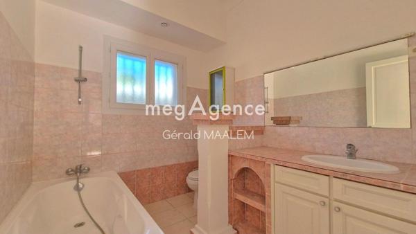 Maison à FREJUS, 83600 - 6 pièces 117m²