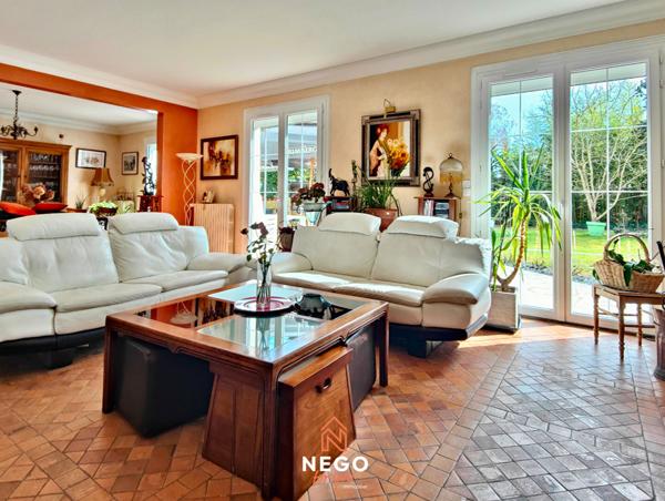 Maison 7 ch de 322 m² Proche Gare d'Angers Sainte gemmes sur loire