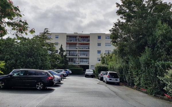 Appartement à louer    3 pièces •  La Rochelle