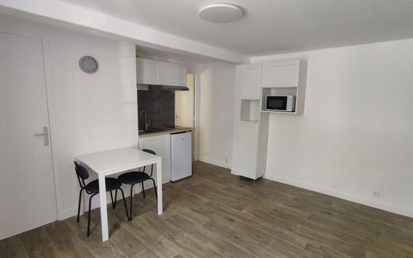 Appartement à louer    1 pièce • 26 m2 Nemours