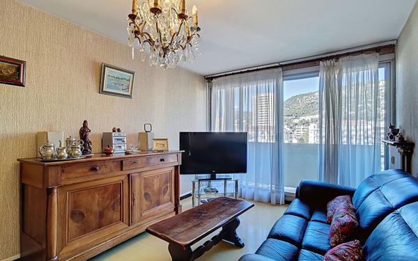 Appartement à vendre    4 pièces • 68,45 m2 Toulon