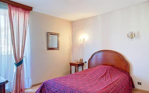 Appartement à vendre    4 pièces • 68,45 m2 Toulon