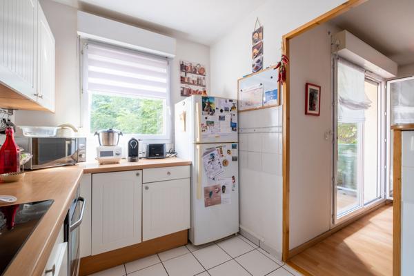 LUMINEUX 4 PIECES AVEC TERRASSE