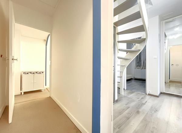 Appartement / Maison de ville triplex en Monopropriété Lyon 3 Montchat 5 pièces 125m2 avec terrasse de 25m²
