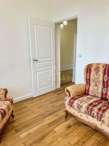 Les Touches de Perigny, jolie maison de 5 chambres, jardin et dépendances