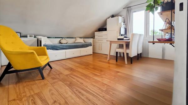 Superbe T4 lumineux avec vue Mont-Blanc, jardin et stationnements