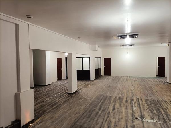 Immobilier Ivry-sur-Seine (94200) – Local commercial 255m2 – 3 500 €