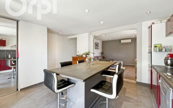 Appartement à vendre    6 pièces •  Aubenas