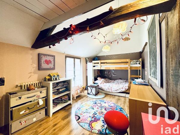 Maison de village 4 pièces de 125 m² à Le Tremblay-sur-Mauldre (78490)