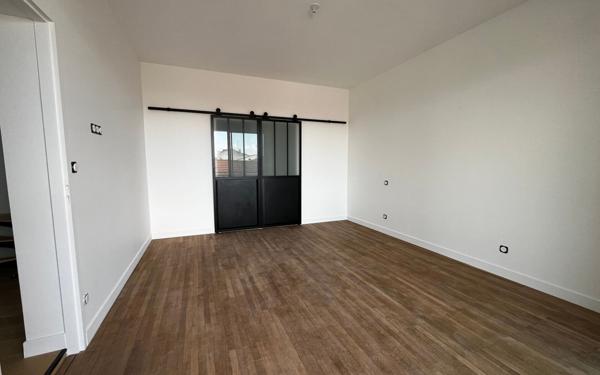 Maison à vendre    5 pièces • 146 m2 La Rochelle