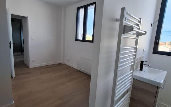 Maison à vendre    5 pièces • 146 m2 La Rochelle