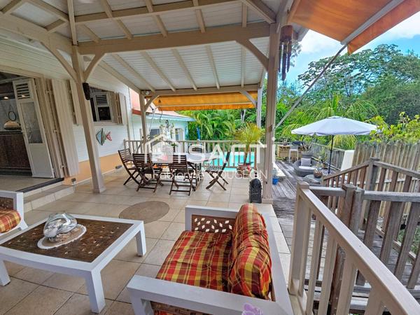 Villa atypique avec studio, piscine et jardin tropical – Pointe du Bout