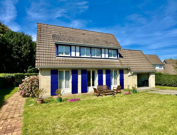 Maison
         4 pièces
        - 110 m² 240 000 € *