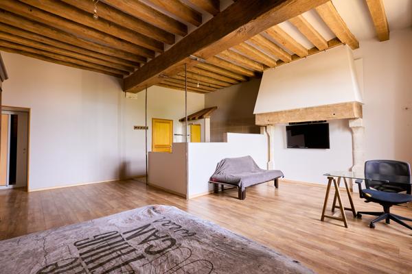 Maison
         11 pièces
        - 395 m² Bien prestige 1 100 000 € *