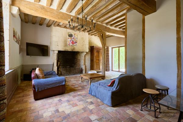 Maison
         11 pièces
        - 395 m² Bien prestige 1 100 000 € *