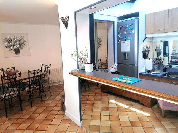 Maison
         5 pièces
        - 75 m² Bien prestige 424 000 € *