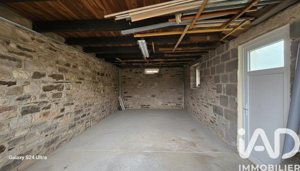 Maison à vendre 10 pièces 237 m² Ainay-le-Château