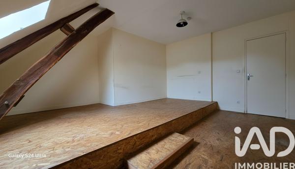 Maison à vendre 10 pièces 237 m² Ainay-le-Château